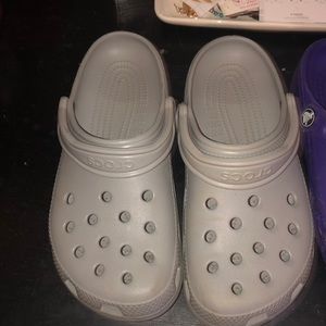 crocs